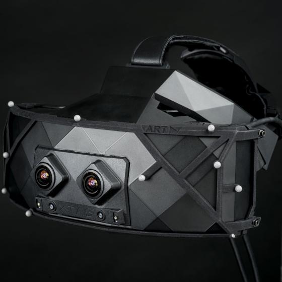 XTAL3.mitTarget XTAL3 HMD mit einem ART Target